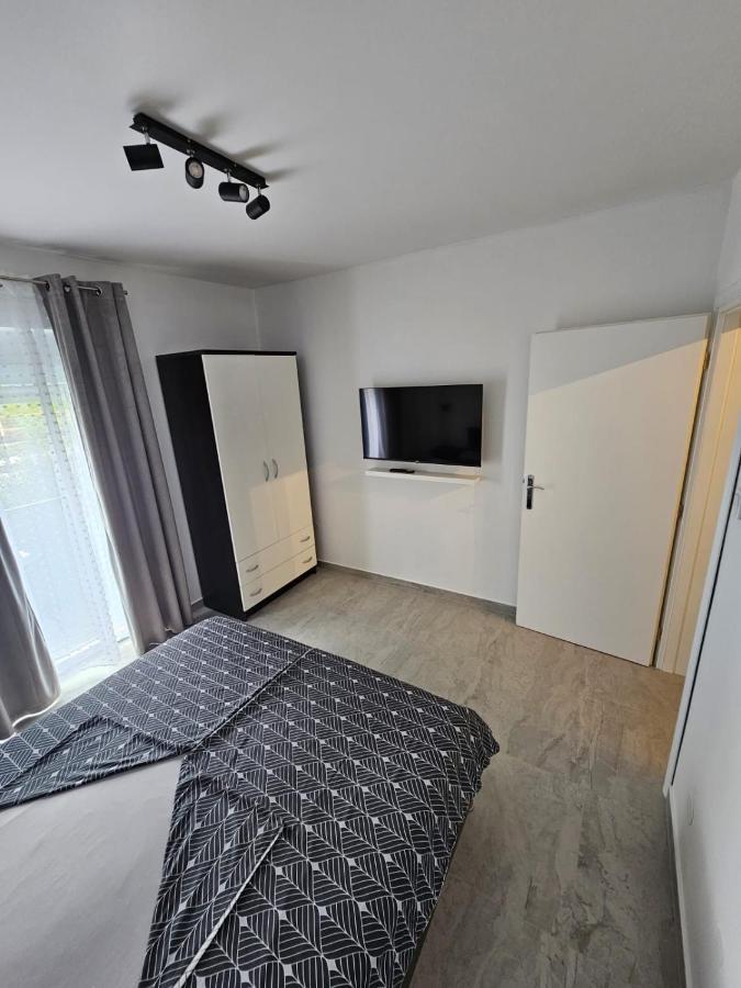 Apartments Miriam Srima Vodice Exterior foto