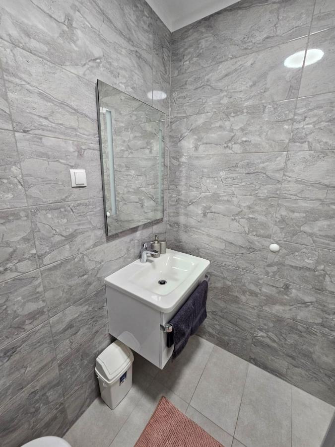 Apartments Miriam Srima Vodice Exterior foto