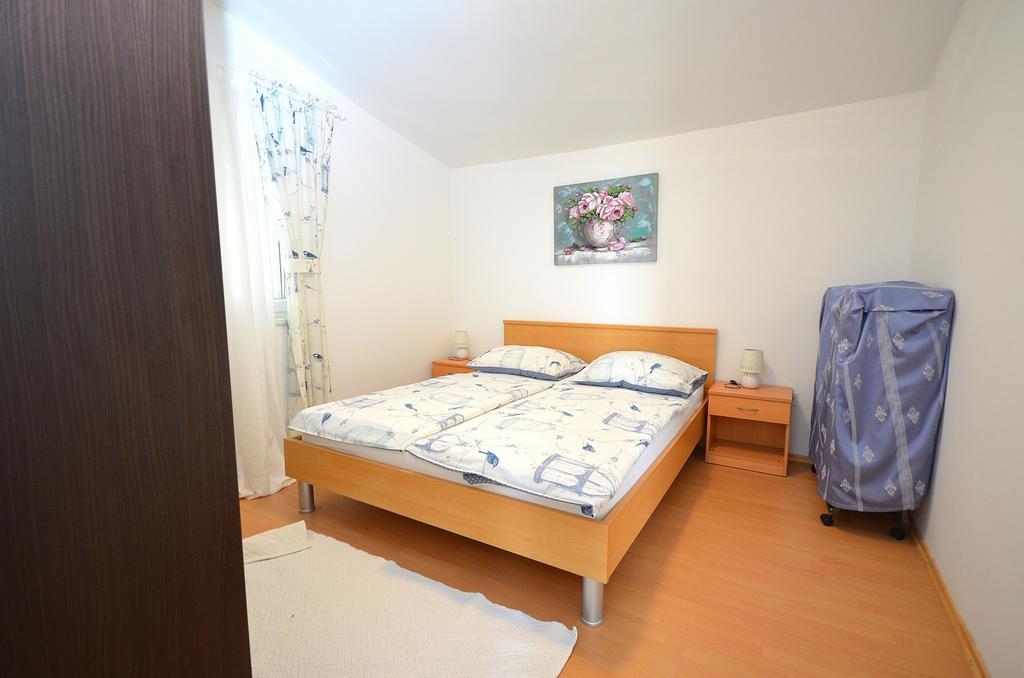 Apartments Miriam Srima Vodice Exterior foto